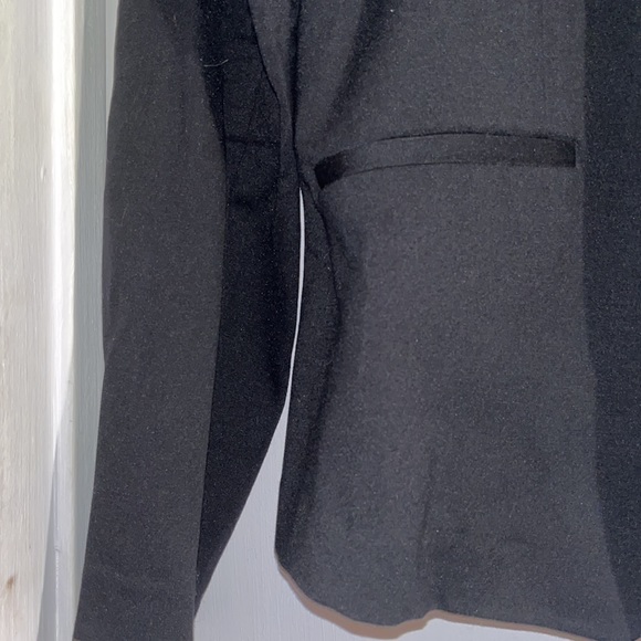 Jacket - Picture 3 of 7